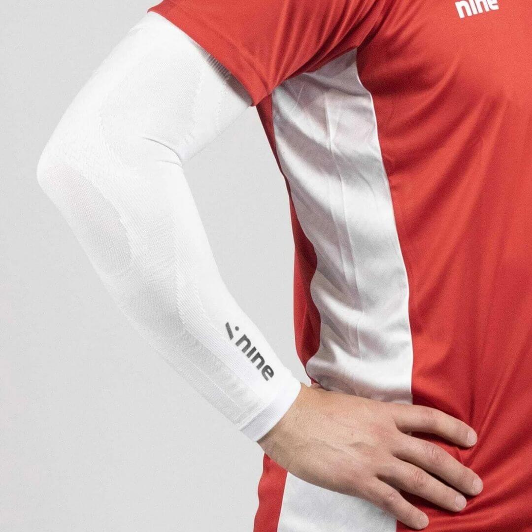 Ninesquared Net rokavčki za športnike z udobjem, kompresijo in zanesljivo podporo med treningi.
