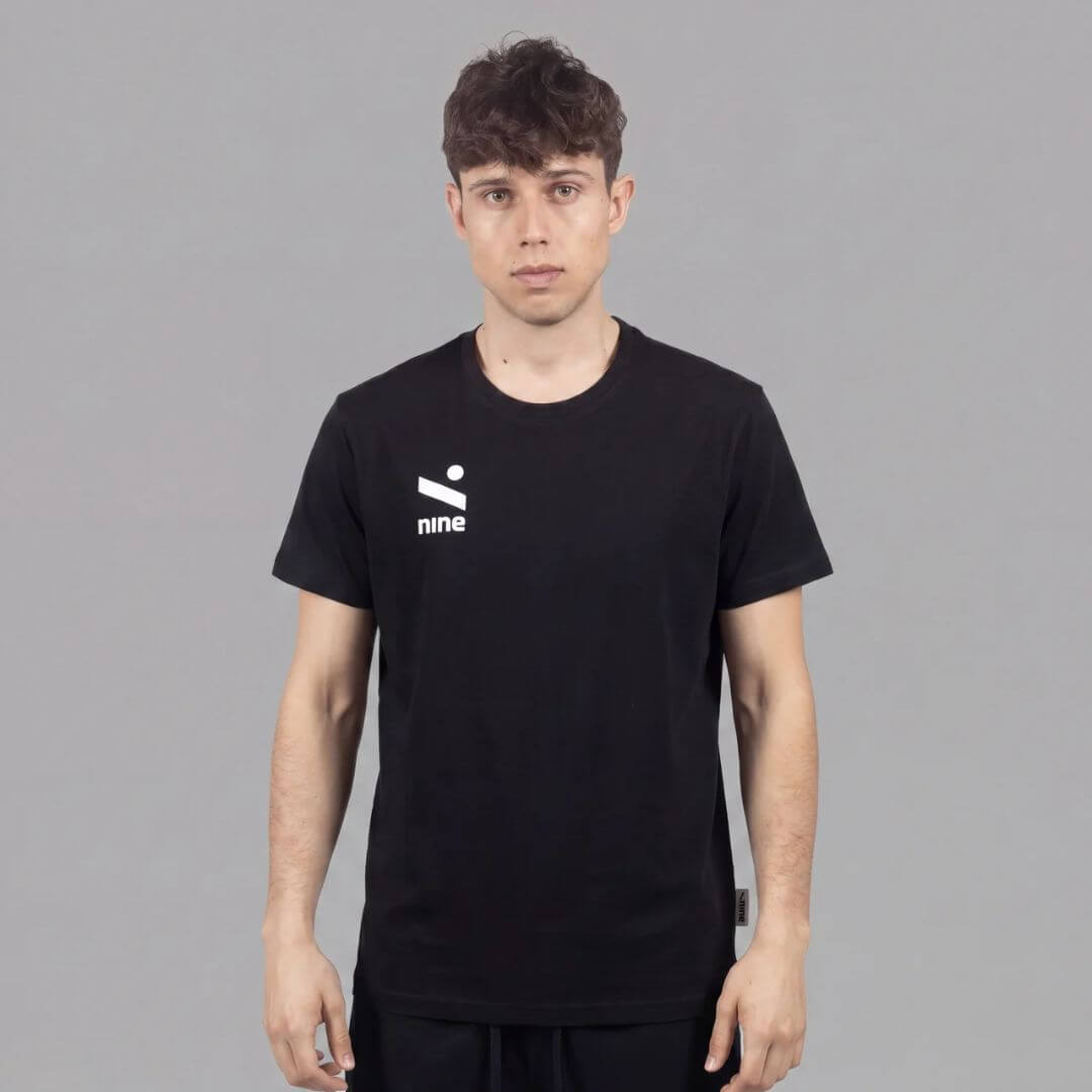 Ninesquared Zero unisex majica s kratkimi rokavi, udobna in primerna za vsakodnevno nošenje.